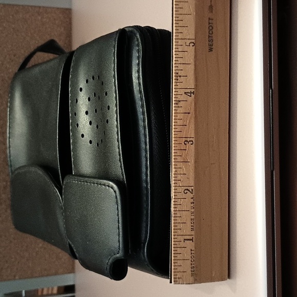 Faux leather black 2 zipper 2 pocket unisex organizer - Picture 9 of 9